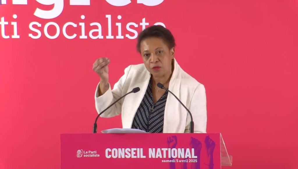 PRÉSENTATION DE LA CONTRIBUTION DE DEBOUT LES SOCIALISTES PAR HÉLÈNE GEOFFROY LORS DU CONSEIL NATIONAL DU PARTI&nbsp;SOCIALISTE